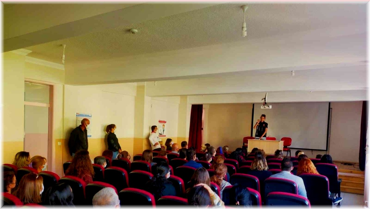 Tunceli'de annelere 'Norkarehber' eğitimi verildi