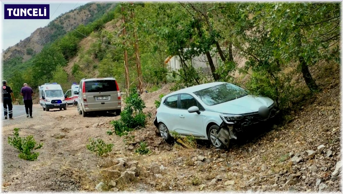 Tunceli'de araç yoldan çıktı: 3 yaralı