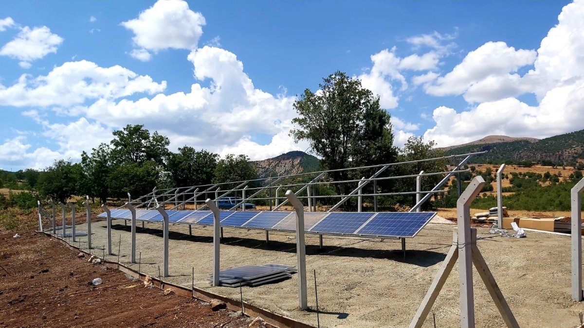 Tunceli'de bir köy, güneş enerjisi sistemi ile suya kavuştu