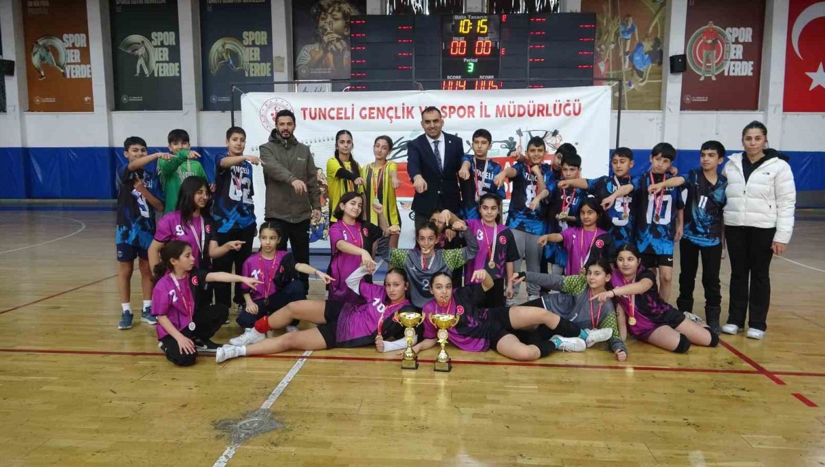 Tunceli'de çifte şampiyonluk