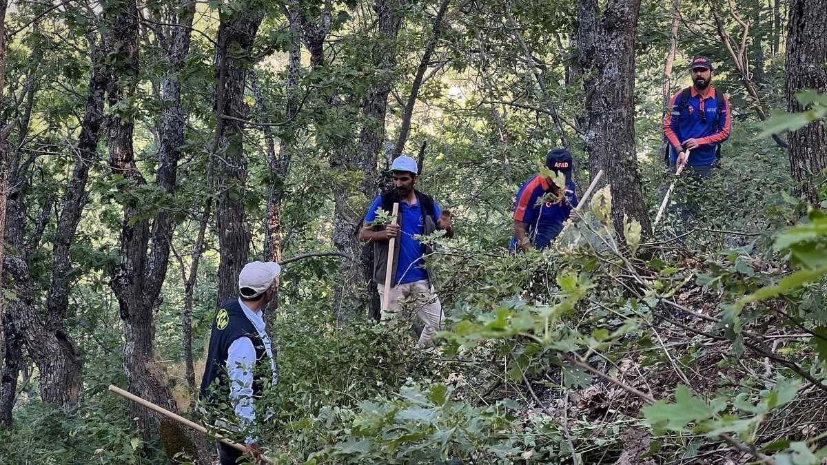 Tunceli'de çıkan örtü yangını kontrol altına alındı