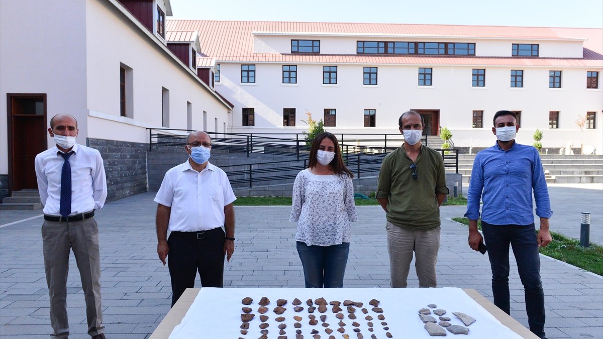 Tunceli'de çobanın taş aletler bulduğu yerde "taş devri" kalıntılarına ulaşıldı