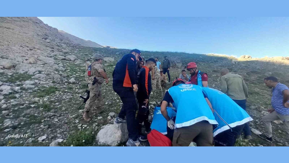 Tunceli'de dağlık alanda düşerek yaralanan çoban, ekipler tarafından kurtarıldı