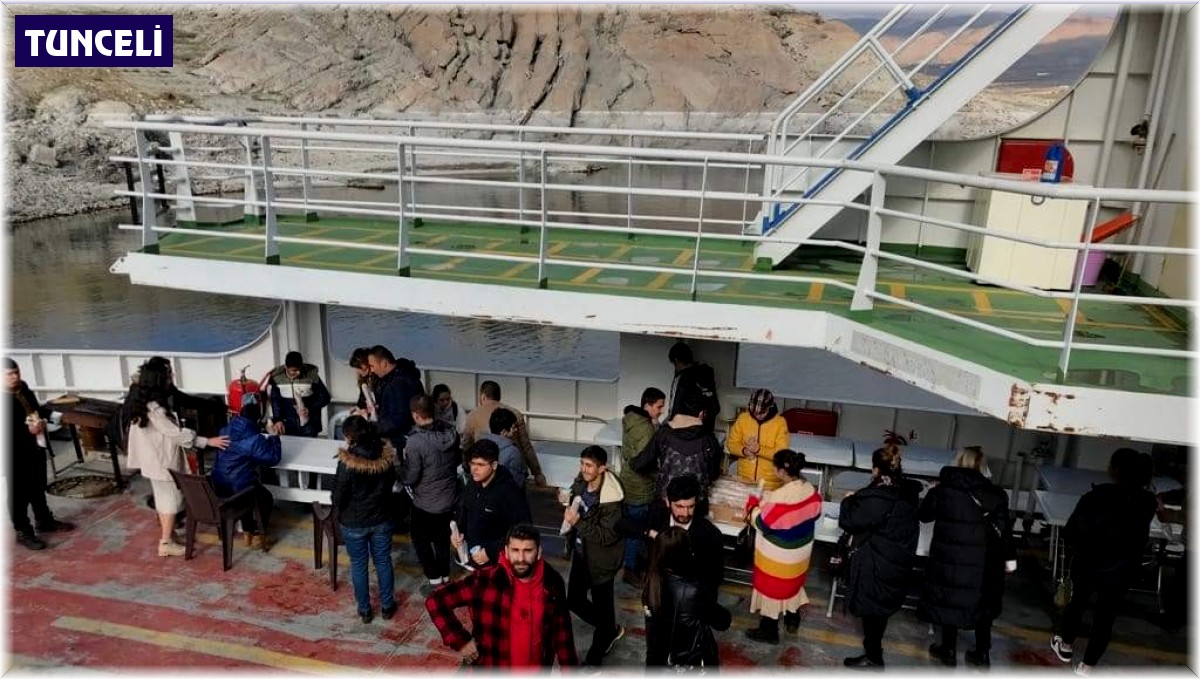 Tunceli'de engelliler için feribot gezisi