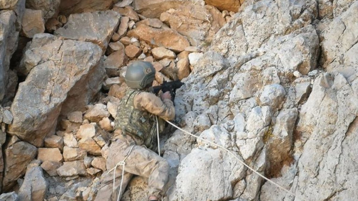 Tunceli'de "Eren Abluka Sonbahar Kış-4 Şehit Uzman Çavuş Burak Tortumlu Operasyonu" başlatıldı