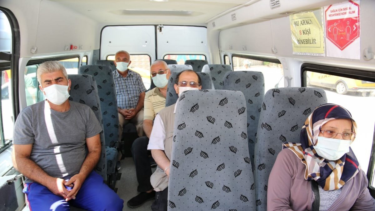 Tunceli'de evden hastaneye aşı servisi