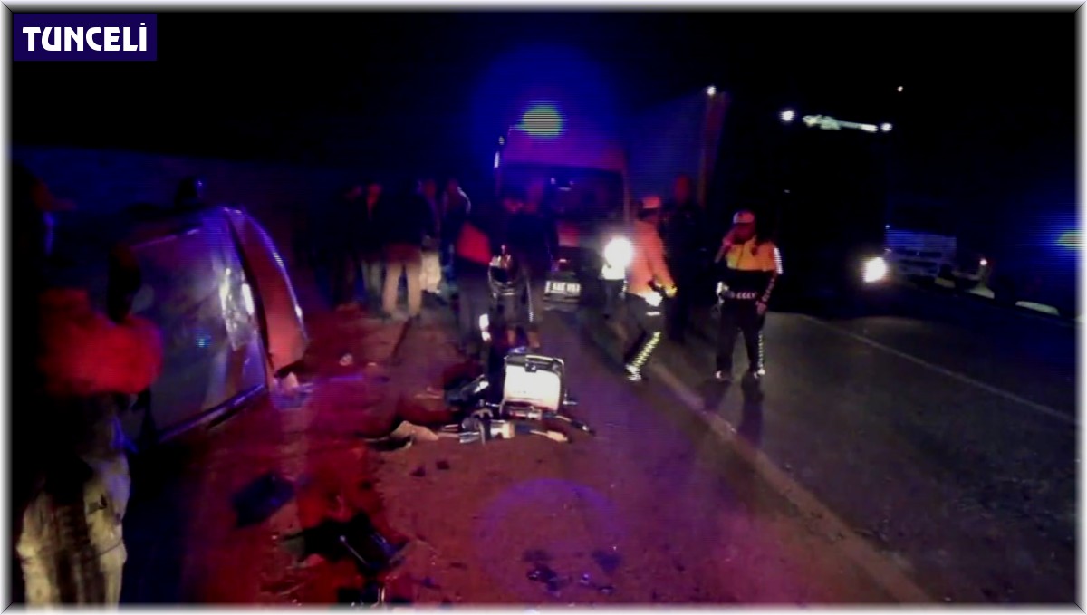 Tunceli'de iki otomobil virajda kafa kafaya çarpıştı: 7 yaralı