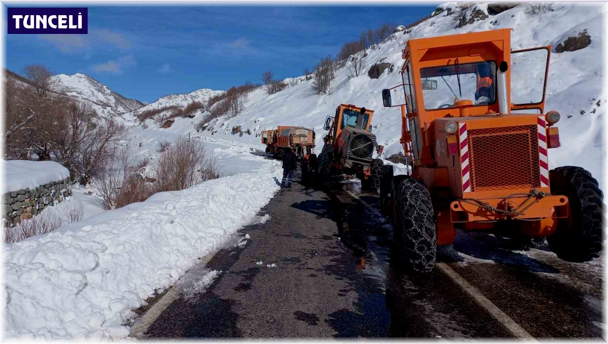 Tunceli'de kapatılan yol, yeniden trafiğe açıldı