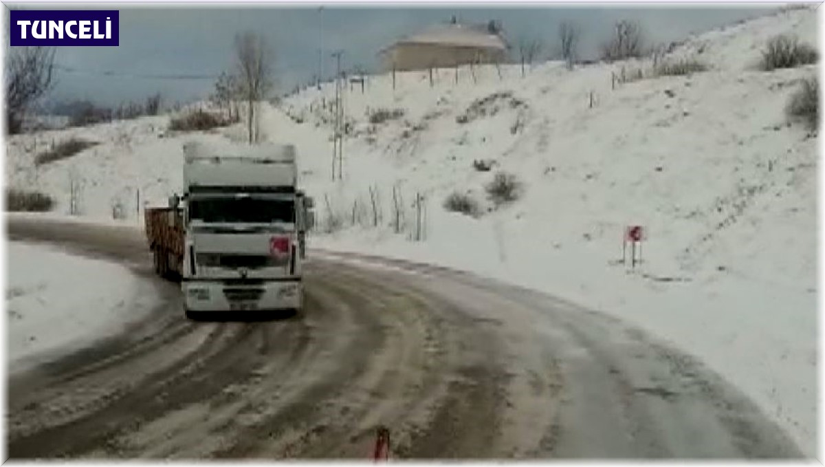 Tunceli'de karla mücadele çalışmaları sürüyor