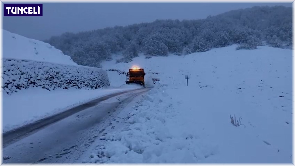 Tunceli'de karla mücadele sürüyor