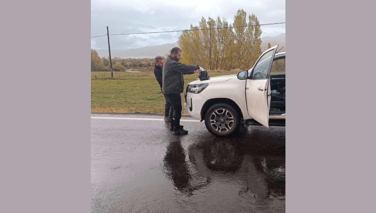 Tunceli'de kırmızı benekli alabalık avlayan şahsa ceza