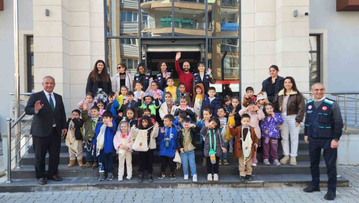 Tunceli'de miniklere sıfır atık dersi