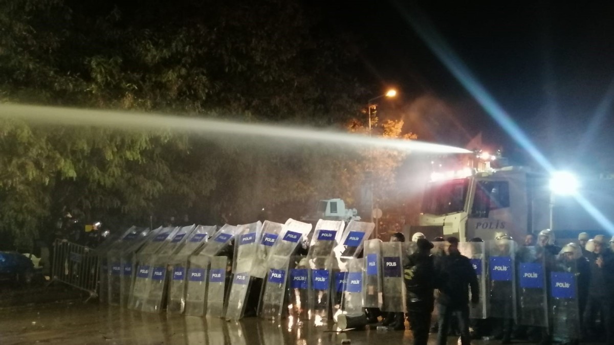 Tunceli'de, protesto gösterisine katılan 8 kişi gözaltına alındı