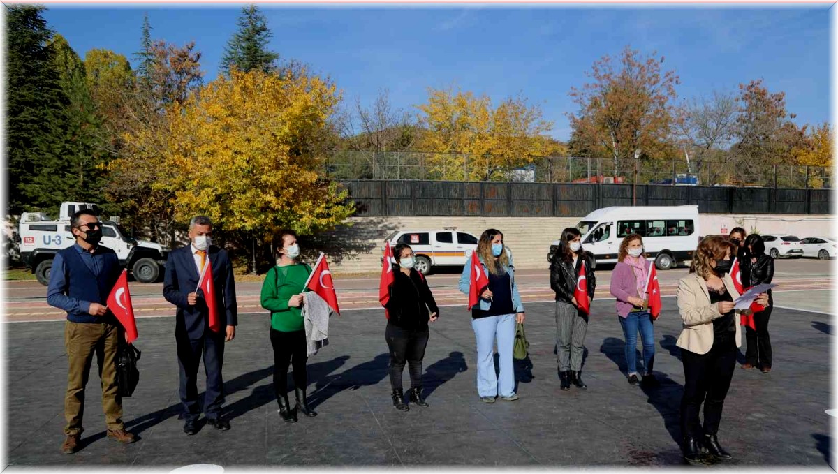 Tunceli'de şehit yakınları ve gaziler Türkkan'ı istifaya davet etti