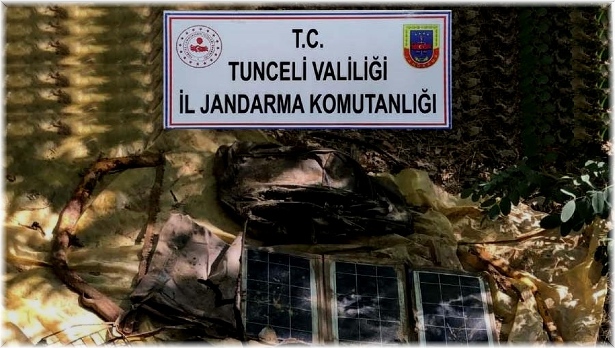 Tunceli'de terör örgütüne ait sığınaklarda çok sayıda malzeme ele geçirildi