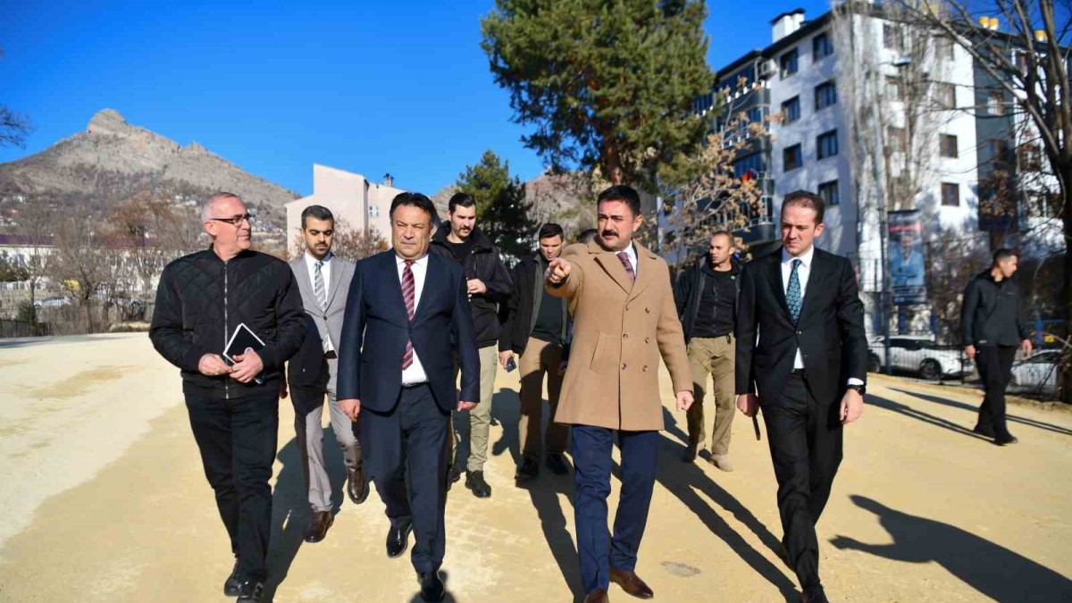 Tunceli'de ücretsiz otopark hizmete açıldı