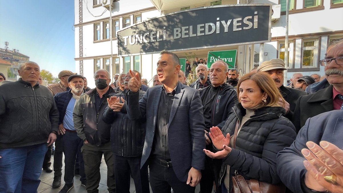 Tunceli'deki katı atık tesisi protestosunda gerginlik