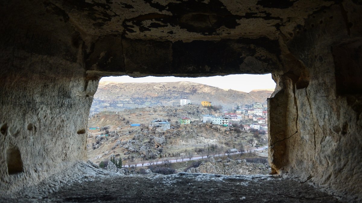 Tunceli'nin kaya odaları turizme kazandırılacak