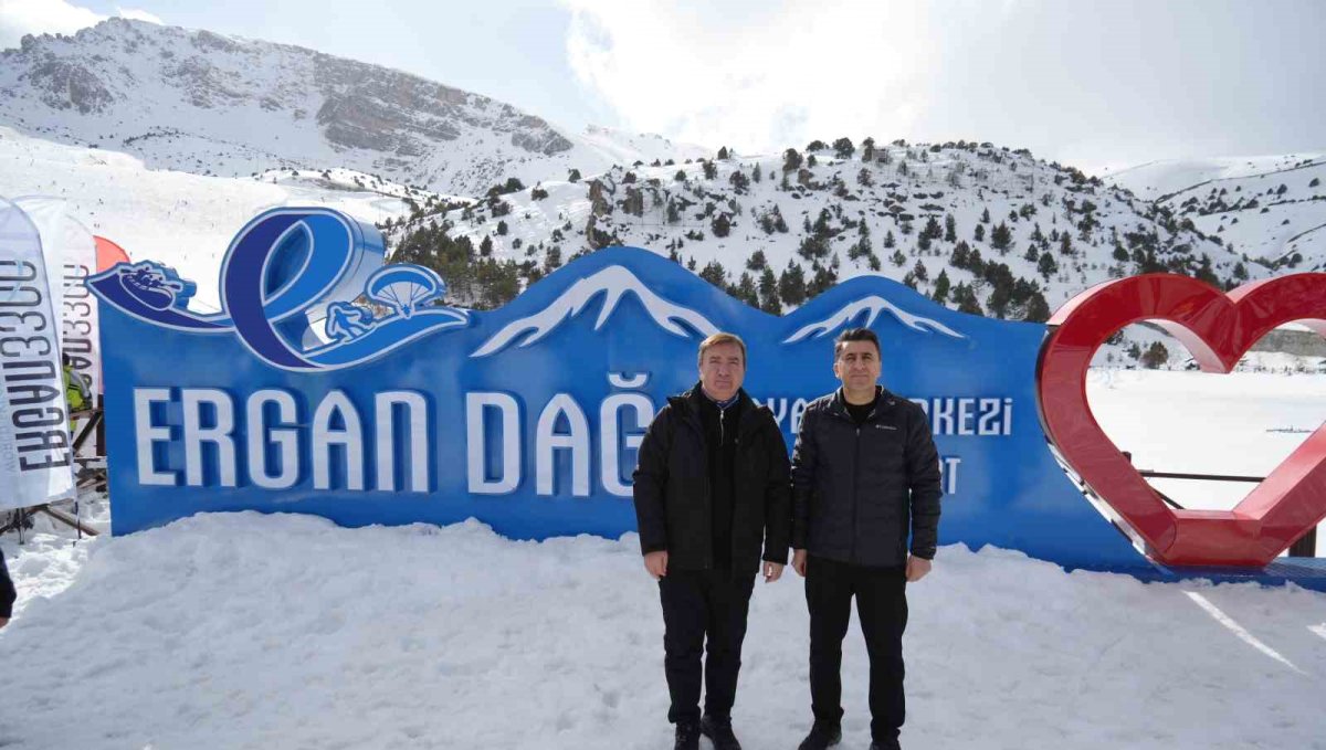 Tunceli ve Erzincan turizmine milat olacak yol için iki vali el sıkıştı