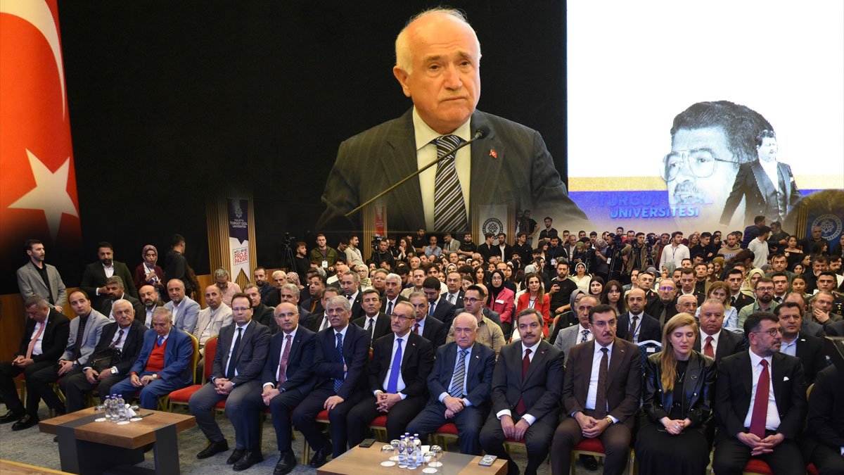 Turgut Özal, vefatının 33. yılında Malatya'da anıldı: Türkiye'ye bıraktığı miras konuşuldu