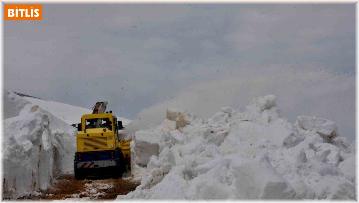 Turizm cenneti Nemrut Krater Gölü'nün yolu açılıyor
