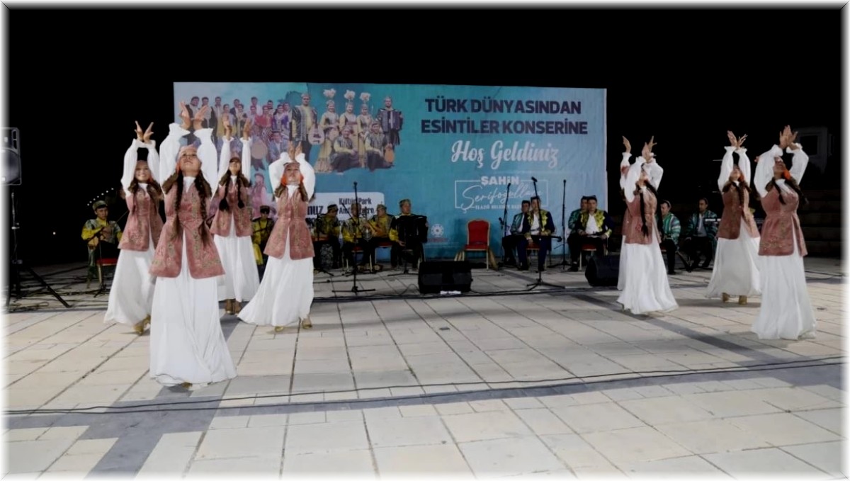 'Türk dünyasından esintiler' konserine Elazığlılar yoğun ilgi gösterdi