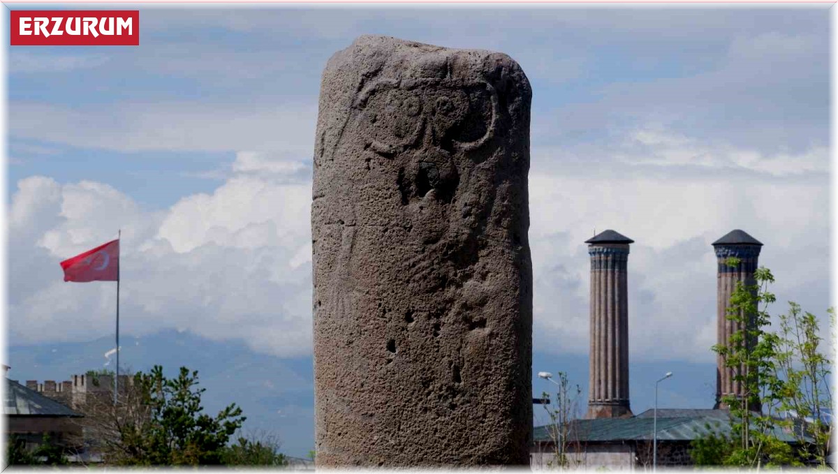 Türk tarihine ışık tutan dikili taş ilgi odağı