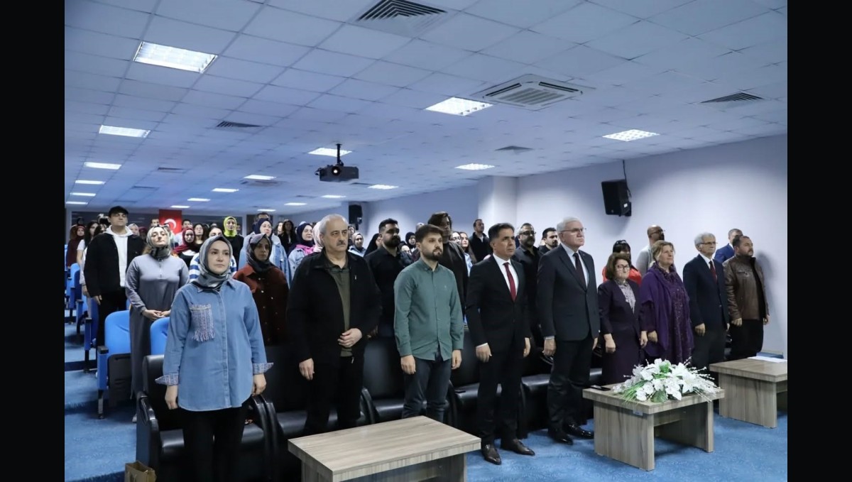 "Türkiye Cumhuriyetinin Vatandaşlık Tasarımı Olarak İstiklal Marşı" konferansı düzenlendi