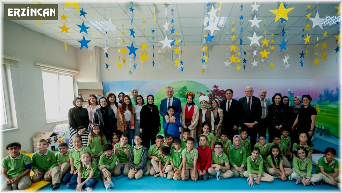 Türkiye'de çok fazla eşi bulunmayan bu sınıfta minik öğrencilere masal anlatılıyor