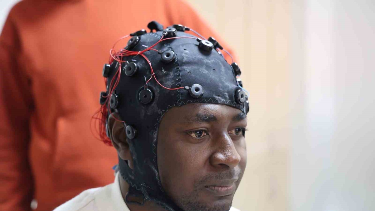 Türkiye'de ilk: Fırat Üniversitesinde beyin okuyan model geliştirildi