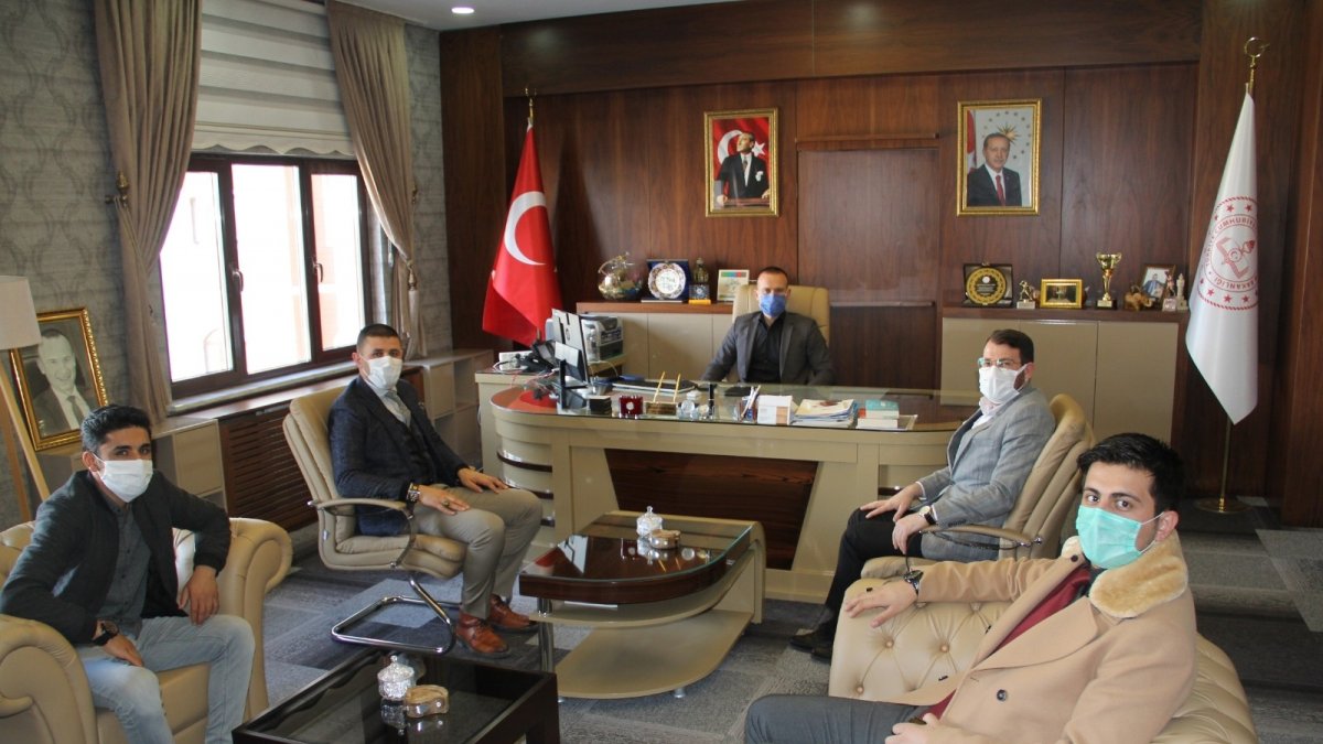 Türkiye Gençlik Vakfı'ndan Ağrı Milli Eğitim Müdürü Tekin'e ziyaret