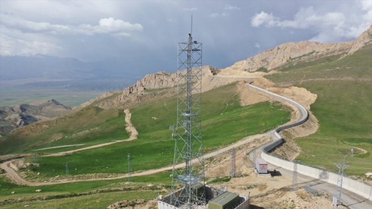 Türkiye-İran sınırında ileri teknolojiyle yasa dışı geçişler engelleniyor