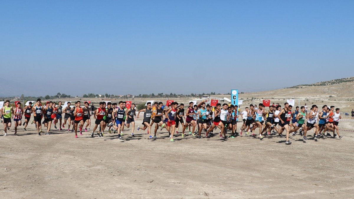 Türkiye Kros Şampiyonası, Denizli'de yapıldı
