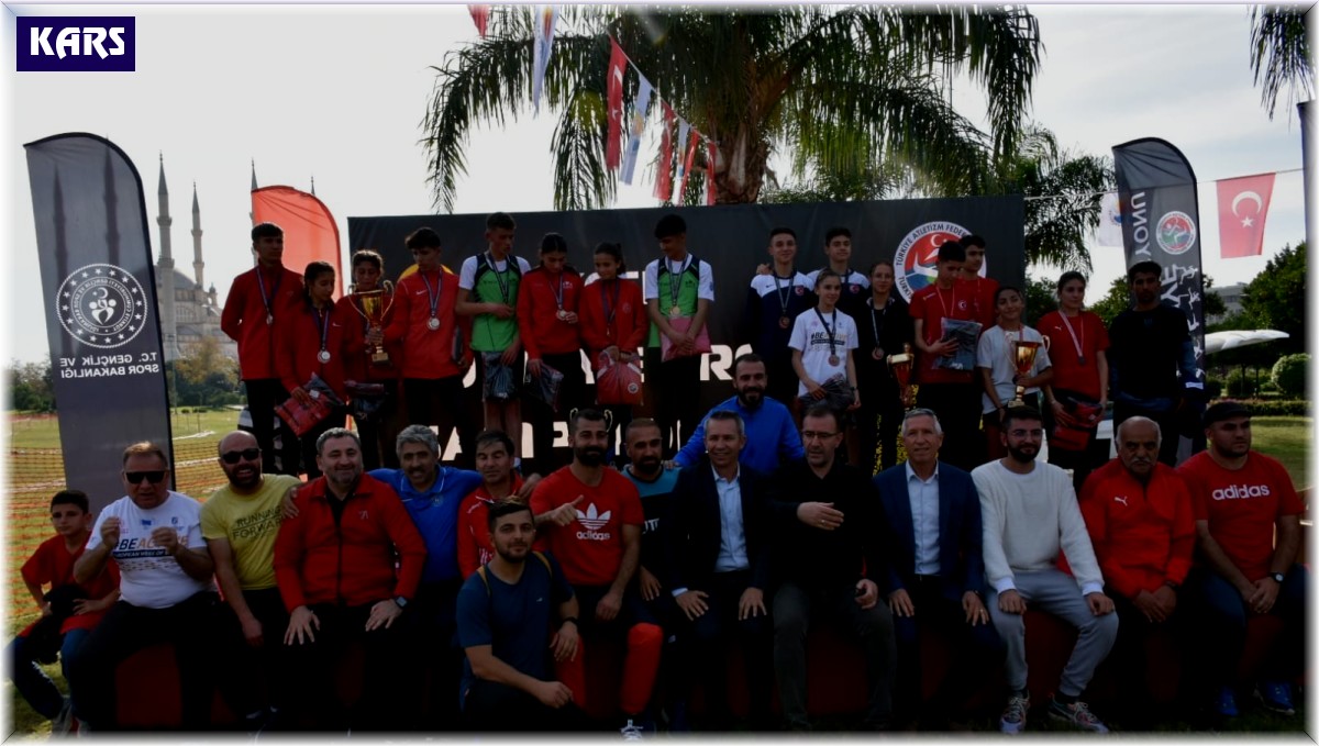 Türkiye Kros Şampiyonası'nda Kars rüzgarı esti