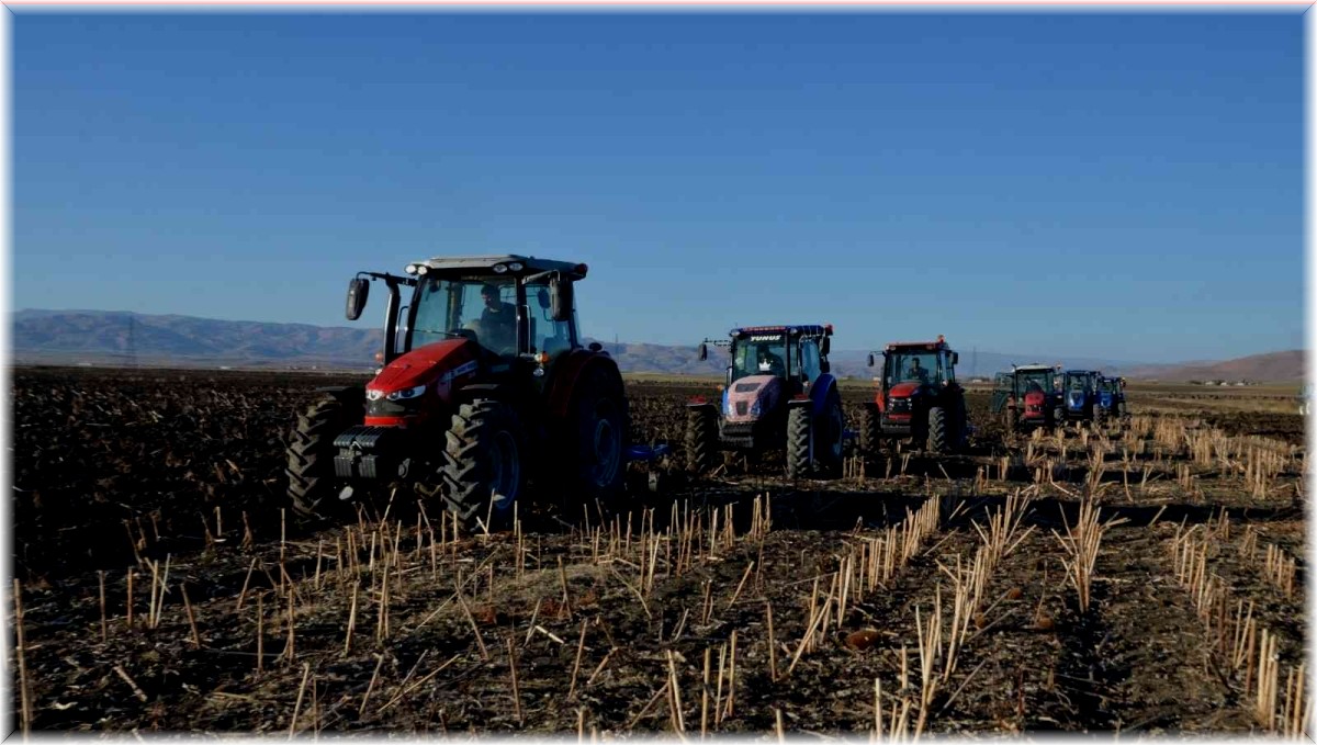Türkiye'nin 3. büyük ovasında hububat ekimi hazırlığı