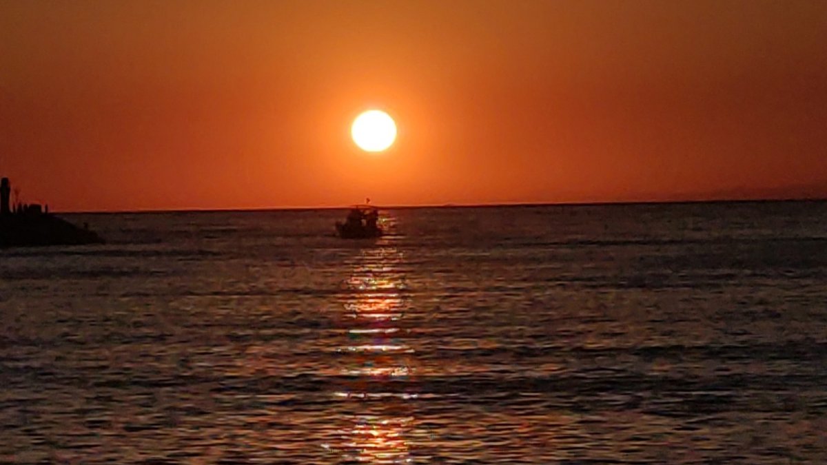Türkiye'nin en doğusu Van'da eşsiz gün batımı