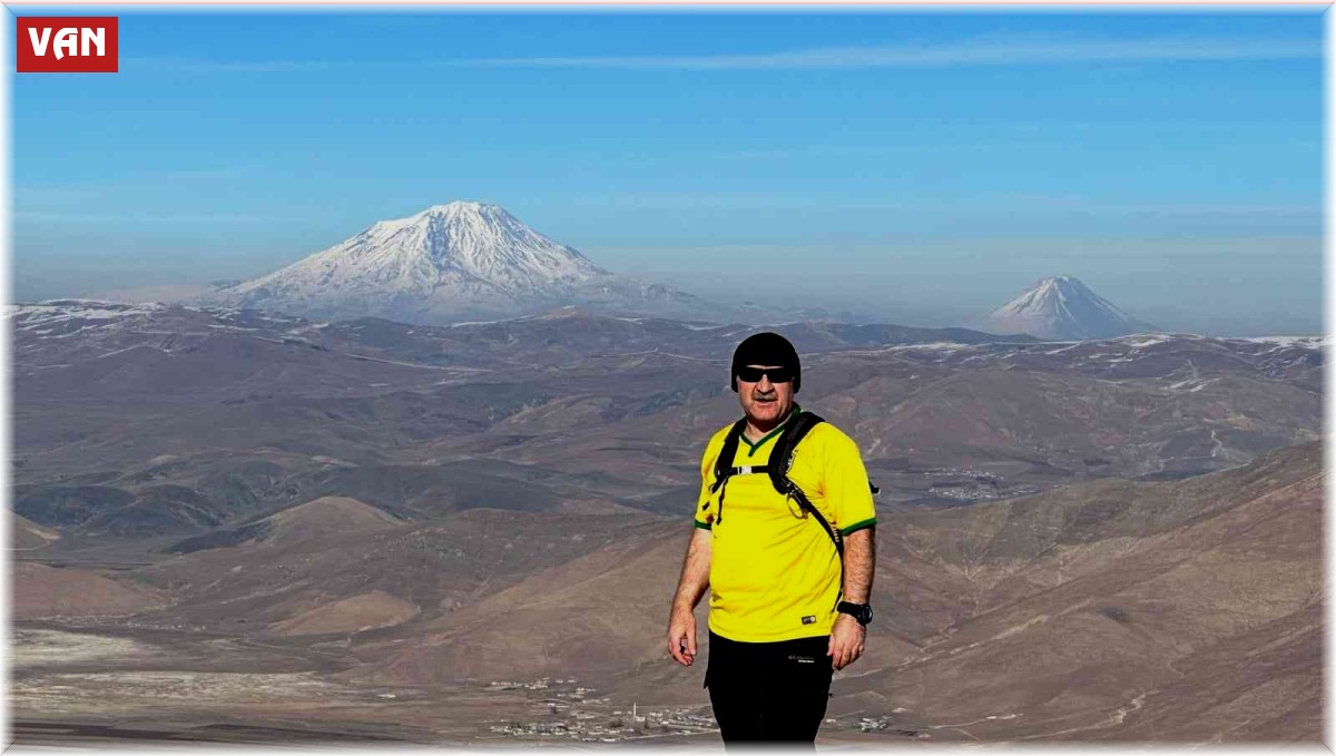 Türkiye'nin en soğuk ilçesindeki dağa kolsuz tişörtle çıktılar