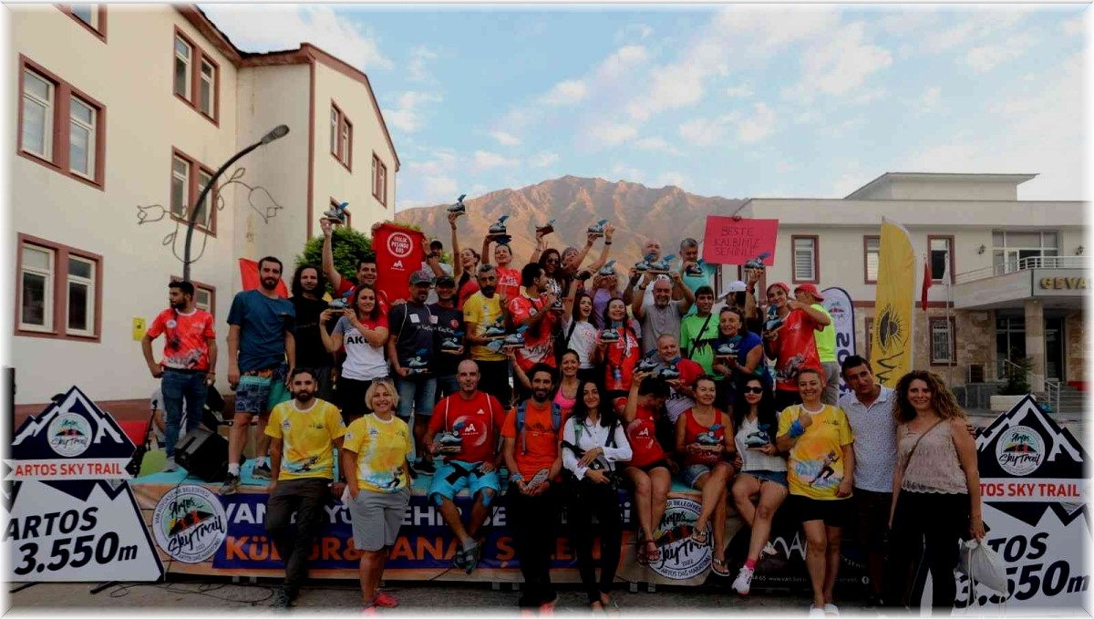 Türkiye'nin ilk 'Uluslararası Ultra Sky Trail Maratonu'nda kazananlar belli oldu