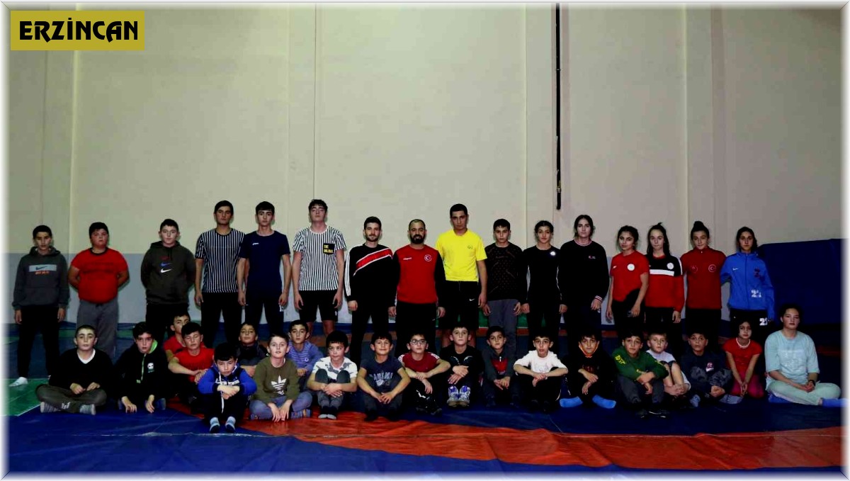 Türkiye şampiyonu Ahıskalı Elvira'nın hedefi ay- yıldızlı mayoyla dünya şampiyonluğu