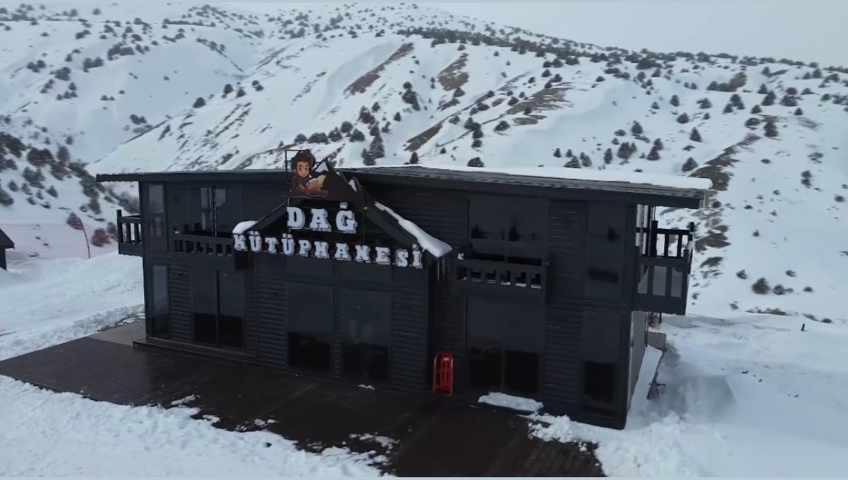 Türkiye ve dünyada ilk: Ergan Dağı'nda Dağ Kütüphanesi