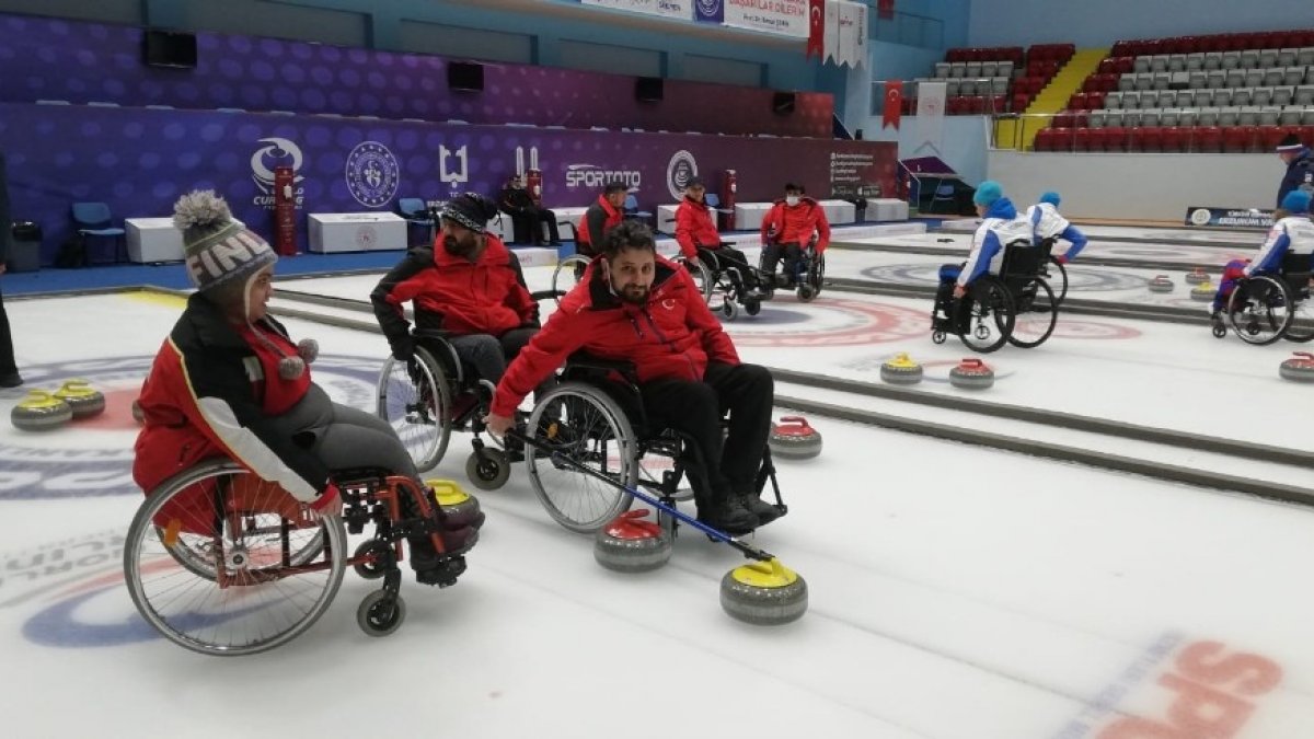 Türkiye ve Rusya milli takımları Erzurum'da ortak kamp yapıyor