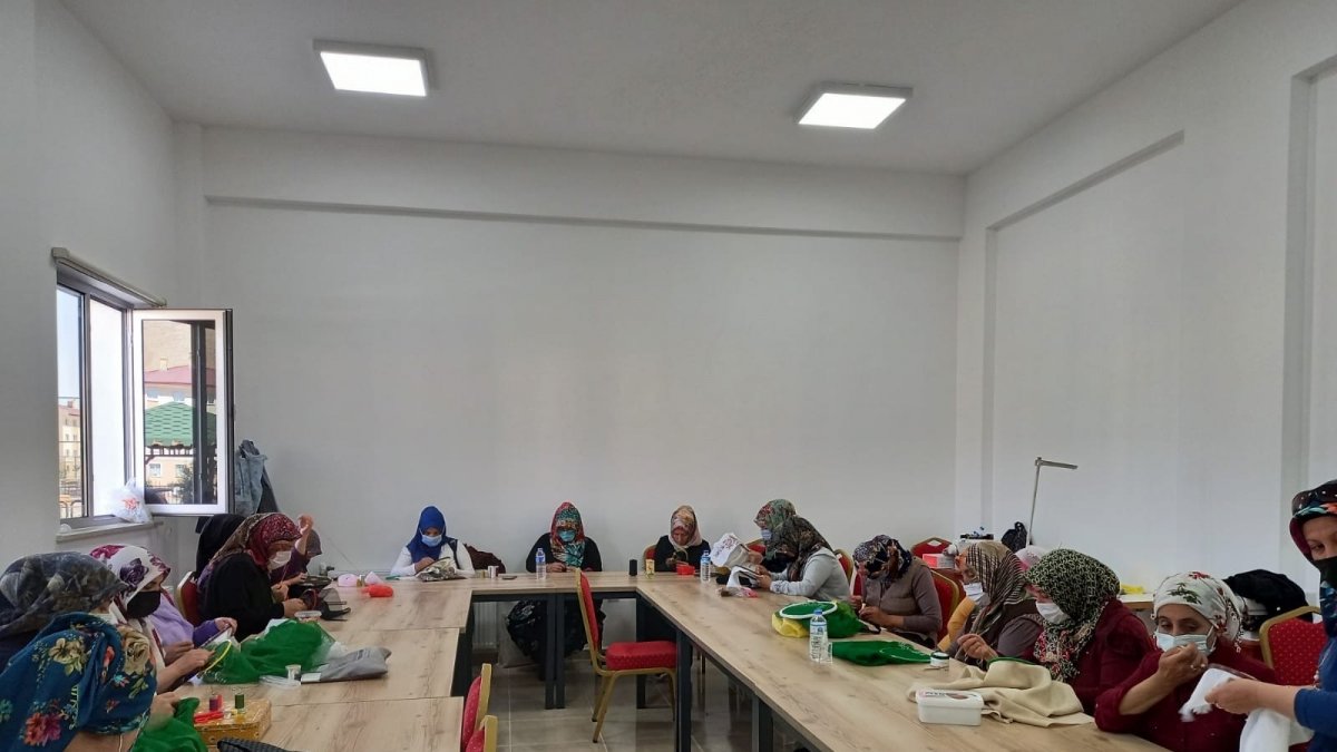 Tuşba Belediyesi, bindallı geleneğini yarınlara taşıyor