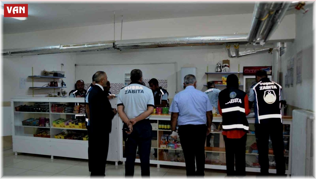 Tuşba Belediyesi ekiplerinden kantin denetimi