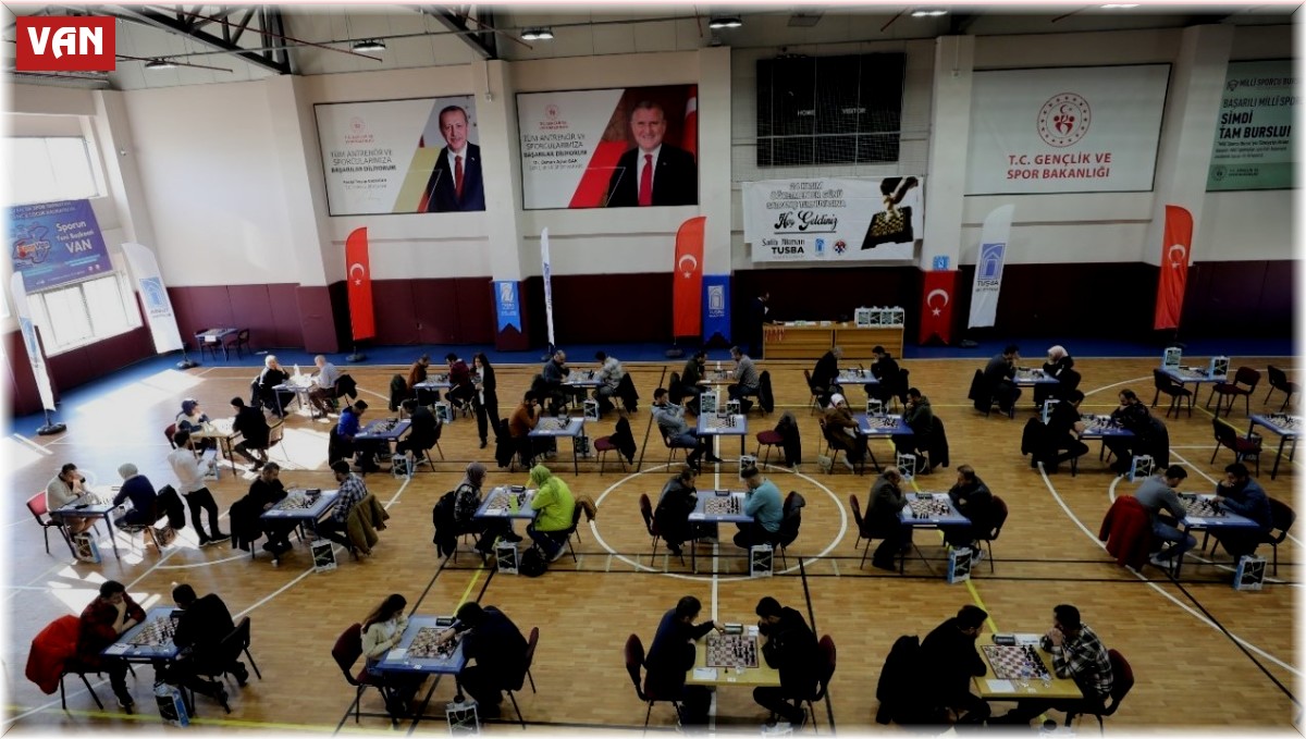 Tuşba Belediyesinden geleneksel satranç turnuvası