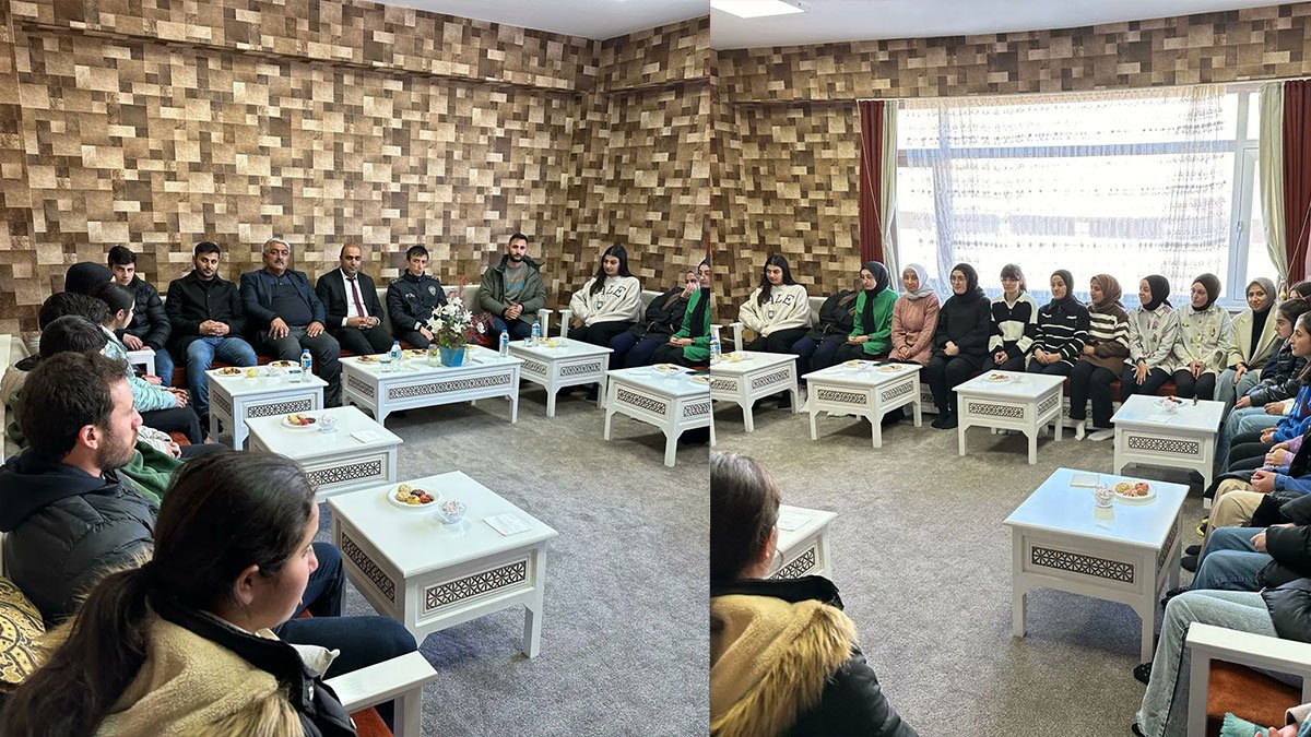 Tutak'ta Gençler ve Kurum Amirleri Buluştu