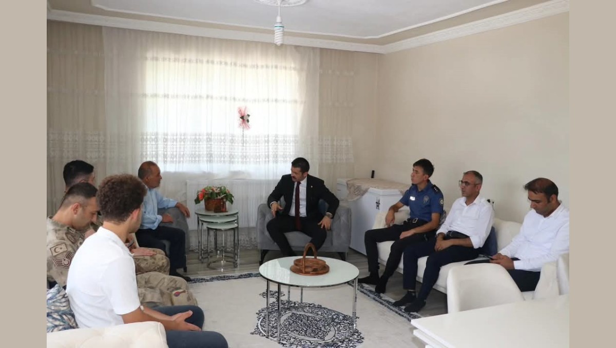 Tutak'ta Şehit ailelerine anlamlı ziyaret