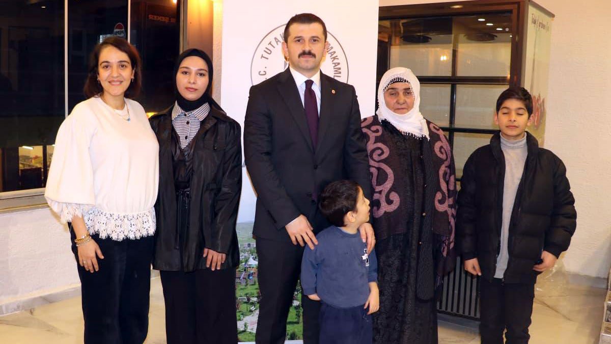 Tutak’ta Vefa Sofrası: Şehit ve Gazi Aileleri İçin İftar