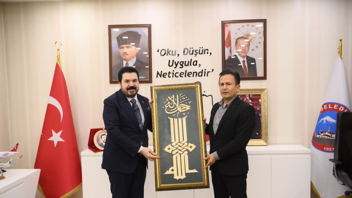 Tuzla Belediye Başkanı Yazıcı, Ağrı Valisi Varol ve Belediye Başkanı Sayan'ı ziyaret etti