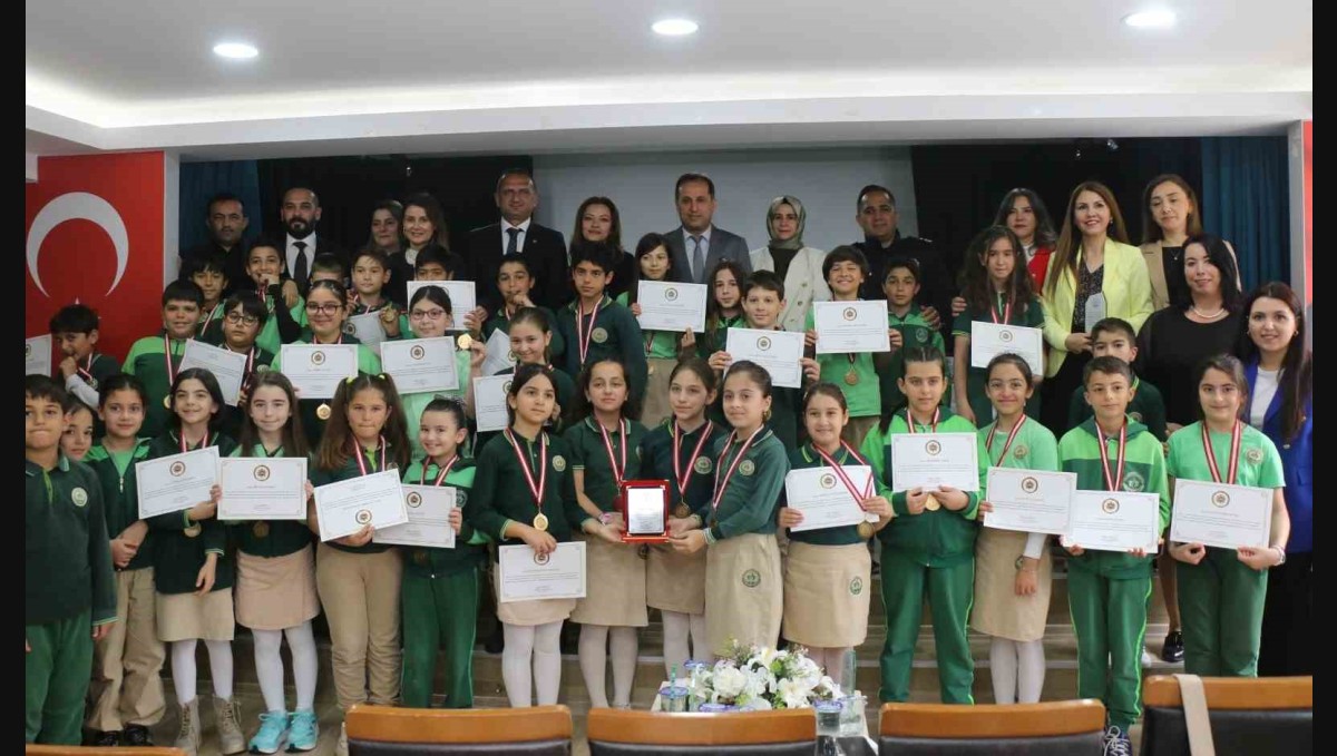 Tuzla'dan yola çıkan kitaplar Ağrı'da umuda dönüştü