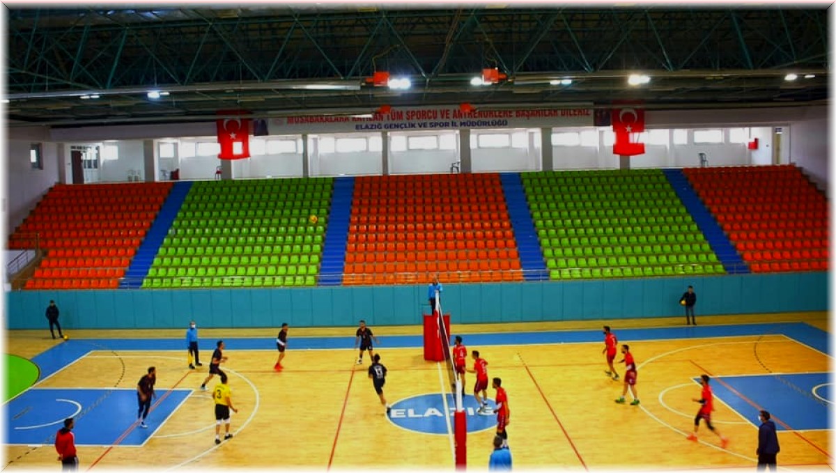 TVF 2. Lig: Elazığ Aksaray Gençlik: 3 - Erzincan Yurdum Gençlik: 0